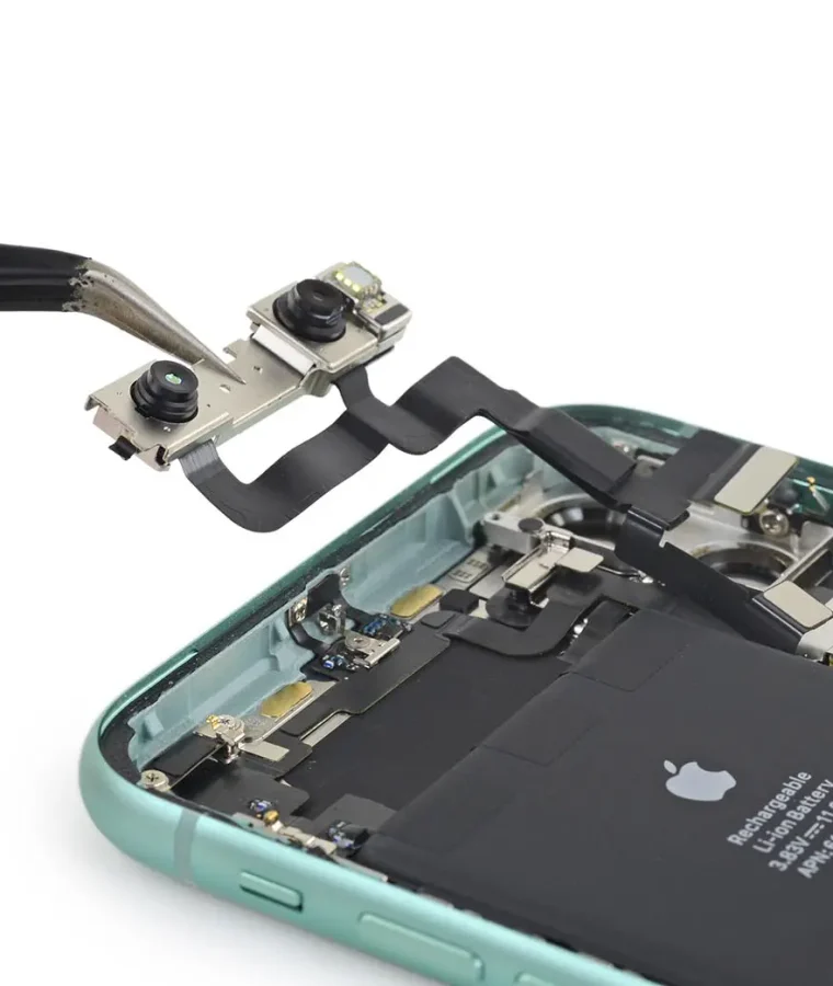 Santa-Cruz-iPhone-15-Pro-Max